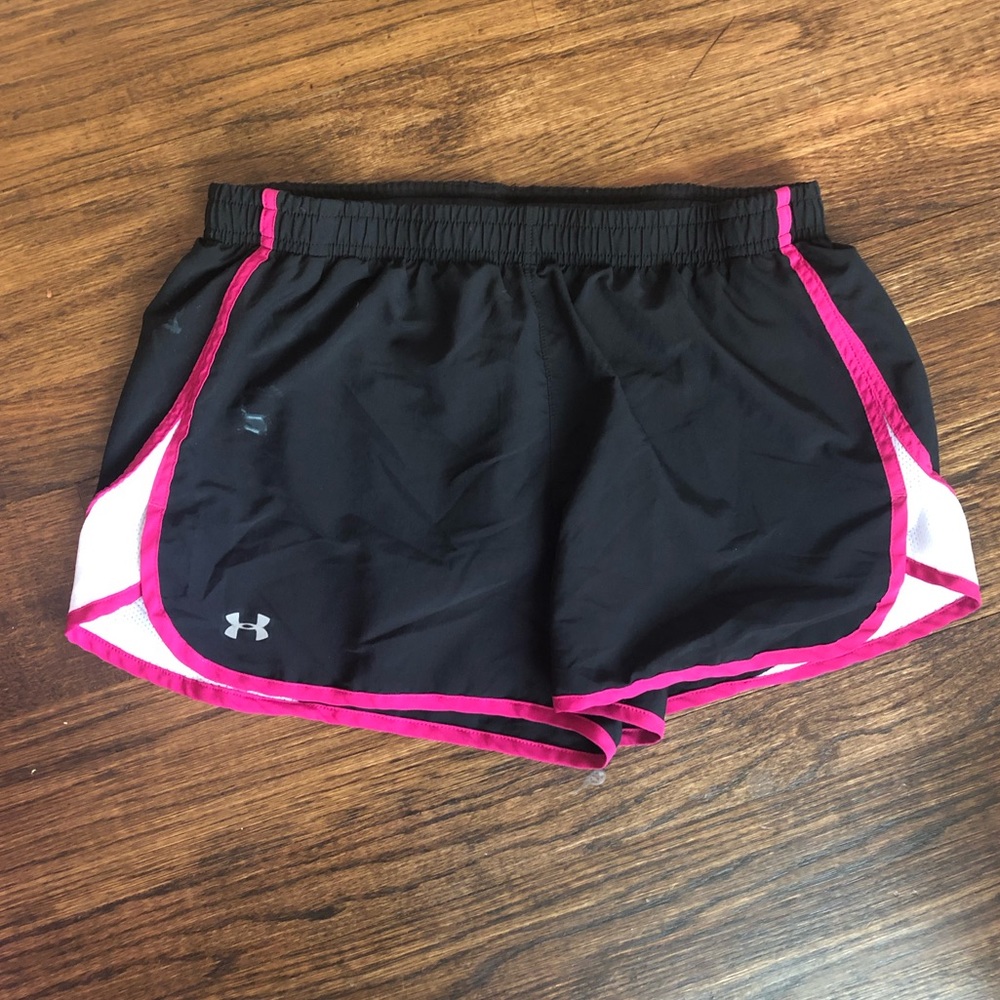 Under Armour athletic shorts-black/pink size M